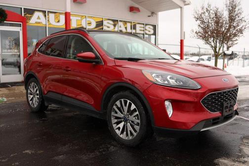 2020 Ford Escape Titanium