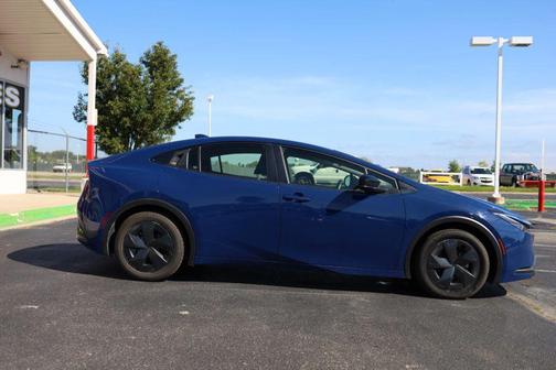 2024 Toyota Prius XLE