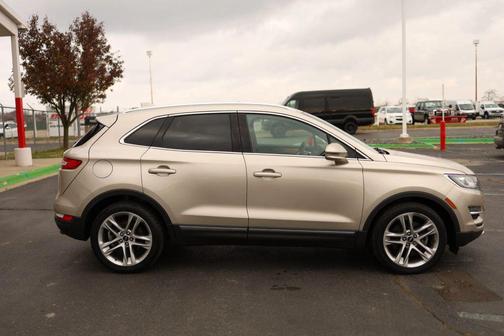 2015 Lincoln MKC Base
