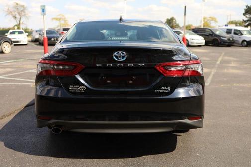 2023 Toyota Camry Hybrid XLE