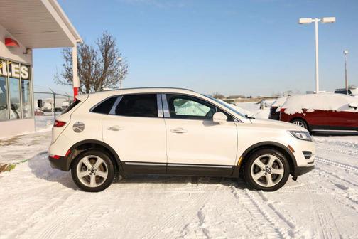 2016 Lincoln MKC Premier