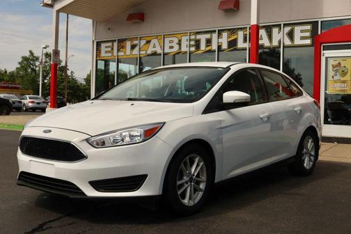 White 2015 Ford Focus SE