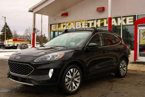 2020 Ford Escape Titanium