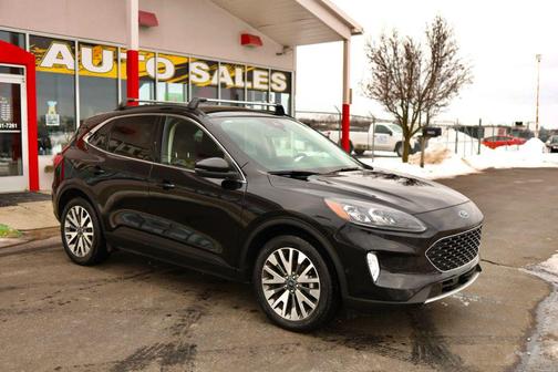 2020 Ford Escape Titanium