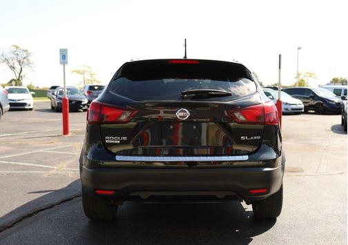 2018 Nissan Rogue Sport SL