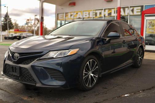 2018 Toyota Camry LE