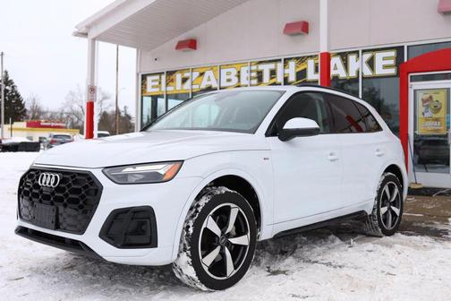 2022 Audi Q5 45 S line Premium Plus