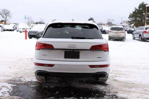 2022 Audi Q5 45 S line Premium Plus