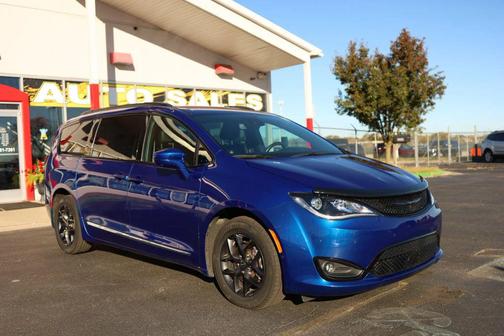 2020 Chrysler Pacifica Touring-L Plus