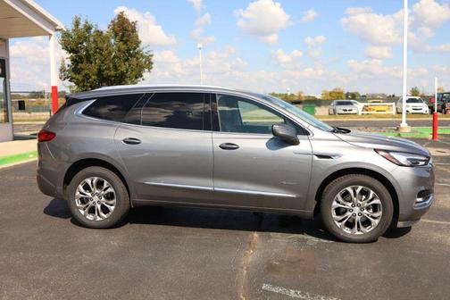 2021 Buick Enclave AWD Avenir