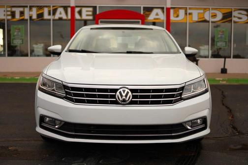 2017 Volkswagen Passat 1.8T SE