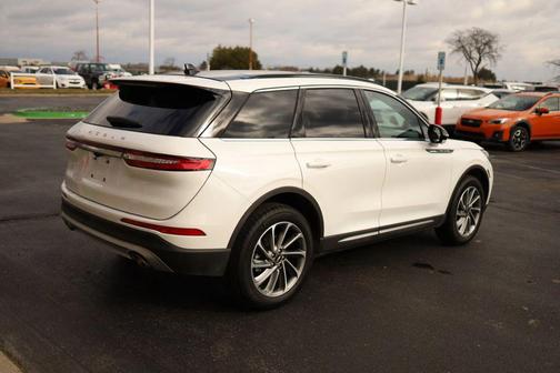 2025 Lincoln Corsair Premiere