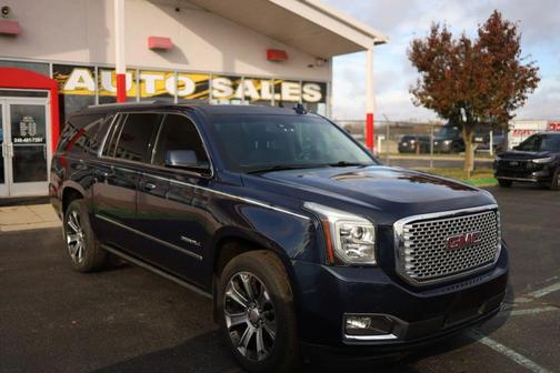 2017 GMC Yukon XL Denali