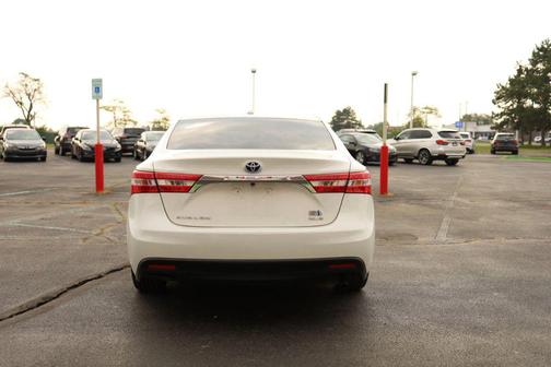 2015 Toyota Avalon Hybrid XLE Touring