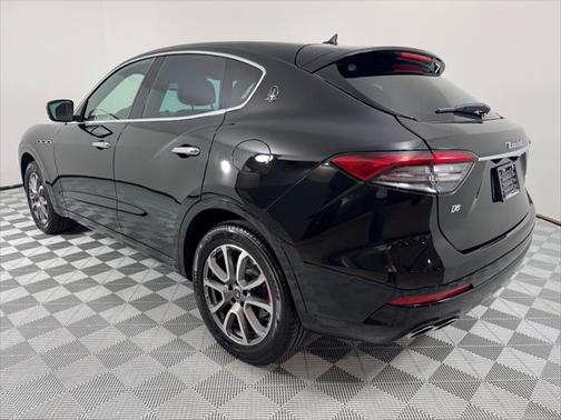 2021 Maserati Levante Base