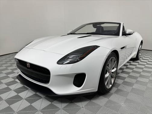 2019 Jaguar F-TYPE P300