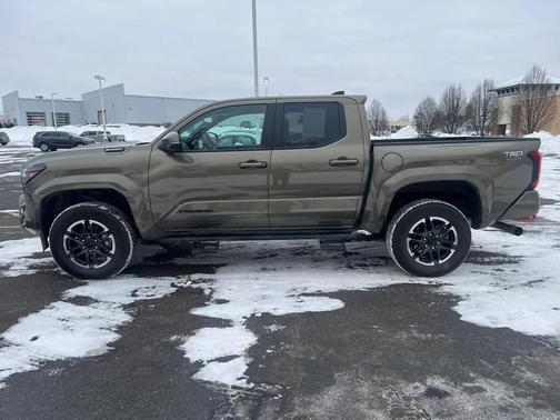2024 Toyota Tacoma Hybrid TRD Sport