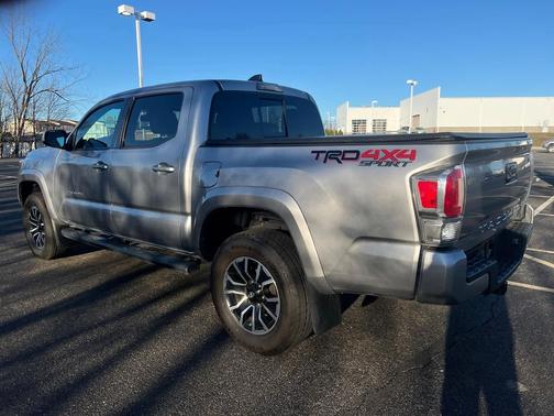 2020 Toyota Tacoma TRD Sport