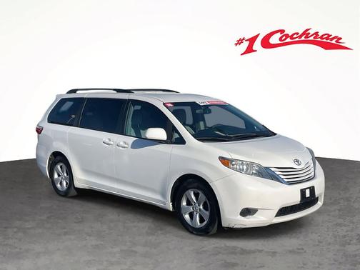 2016 Toyota Sienna LE