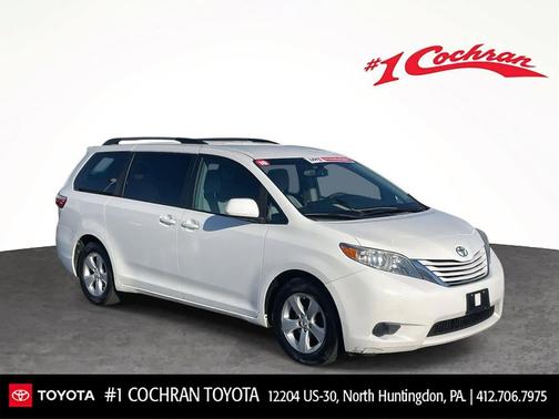 2016 Toyota Sienna LE