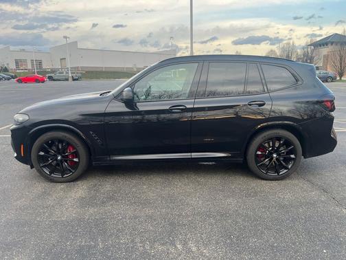 Black Sapphire Metallic 2023 BMW X3 M40i