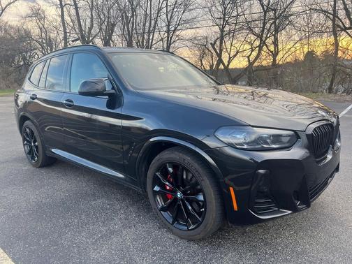 Black Sapphire Metallic 2023 BMW X3 M40i