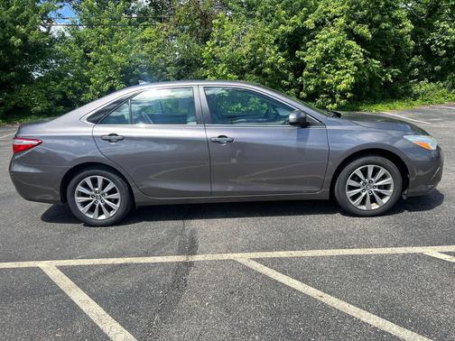 Predawn Gray Mica 2017 Toyota Camry XLE