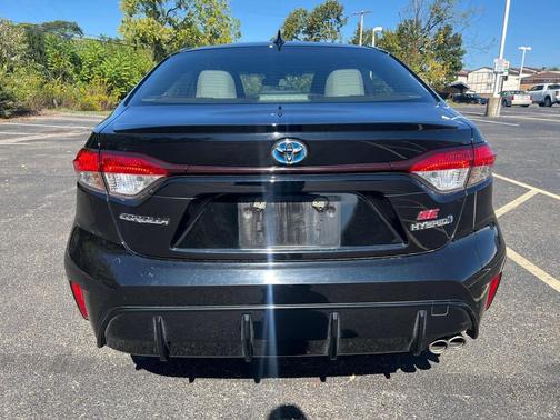 2024 Toyota Corolla Hybrid SE
