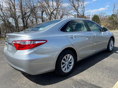 Celestial Silver Metallic 2015 Toyota Camry LE