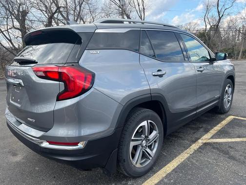 2020 GMC Terrain SLT