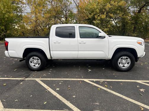 2023 Toyota Tacoma SR