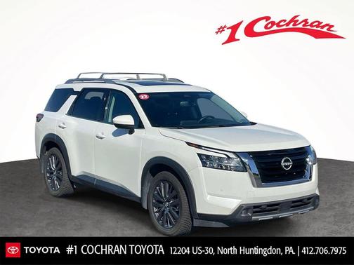 Pearl White Tricoat 2022 Nissan Pathfinder SL 4WD