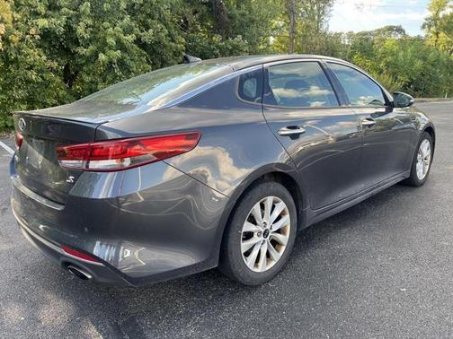 2018 Kia Optima S