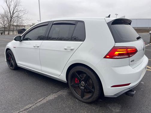 2018 Volkswagen Golf GTI 2.0T S 4-Door