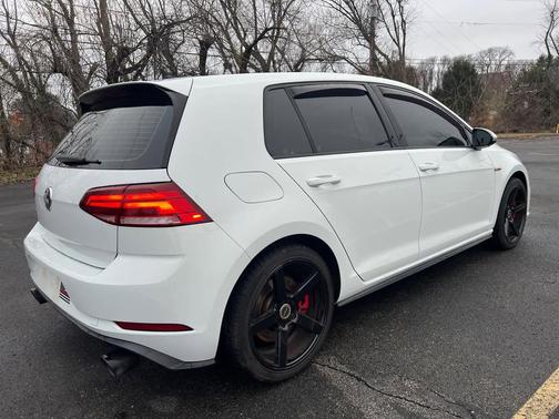 2018 Volkswagen Golf GTI 2.0T S 4-Door