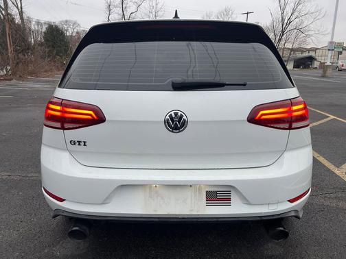 2018 Volkswagen Golf GTI 2.0T S 4-Door