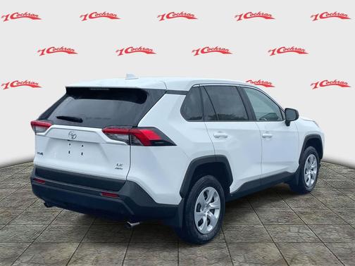 2025 Toyota RAV4 LE
