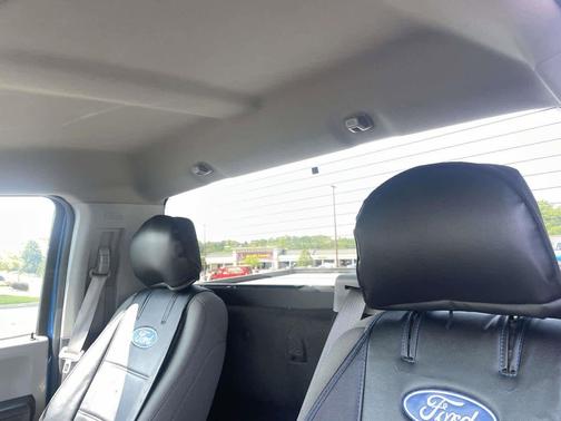 Velocity Blue Metallic 2020 Ford F-150 XLT