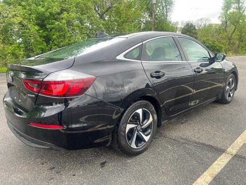 Crystal Black Pearl 2022 Honda Insight EX