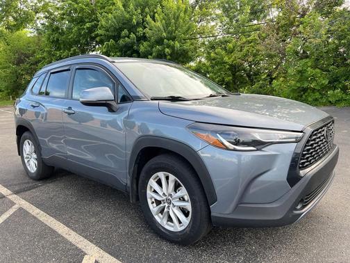 Celestite 2022 Toyota Corolla Cross LE