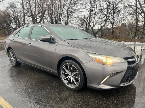 2015 Toyota Camry XSE