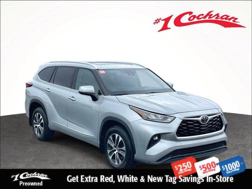 Celestial Silver Metallic 2020 Toyota Highlander XLE
