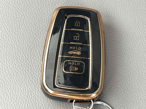 Celestial Silver Metallic 2020 Toyota Highlander XLE