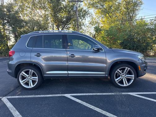 2014 Volkswagen Tiguan Auto R-Line