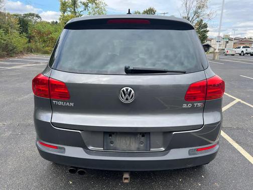 2014 Volkswagen Tiguan Auto R-Line