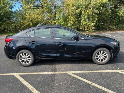 2016 Mazda Mazda3 i Touring