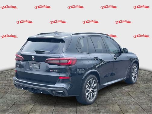 2023 BMW X5 M50i