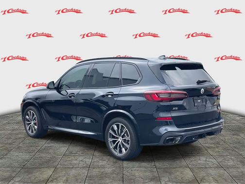 2023 BMW X5 M50i
