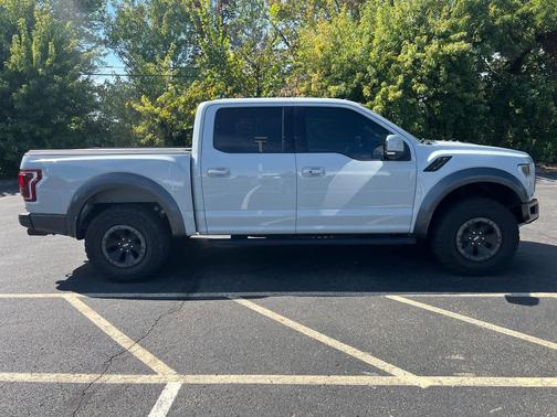 2017 Ford F-150 Raptor