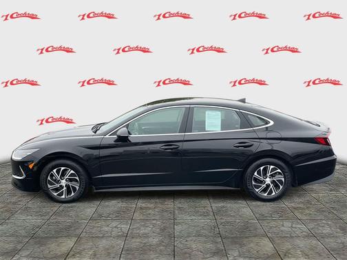 2023 Hyundai SONATA Hybrid Base